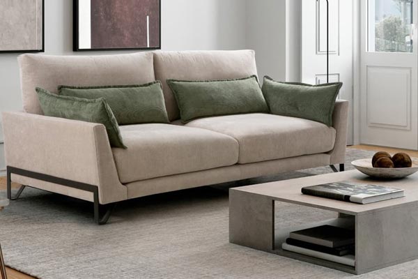 Amplia variedad de sofás en Muebles Huertas, tienda en Lourenzá